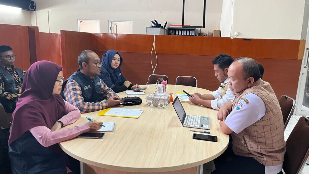 Pantau Harga dan Pasokan di Pekan Pertama Ramadan, Kanwil III Turun ke Pasar Soreang, Pasar Atas Cimahi dan Pasar Panorama Lembang